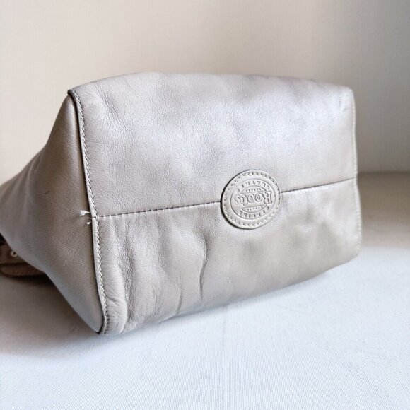 Roots Tan Crossbody Bag - Picture 5 of 7